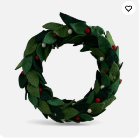 🎄Trader Joe's Handcrafted Felted Wool Christmas Wreath Holiday Decor 2025 NEW - Picture 1 of 4